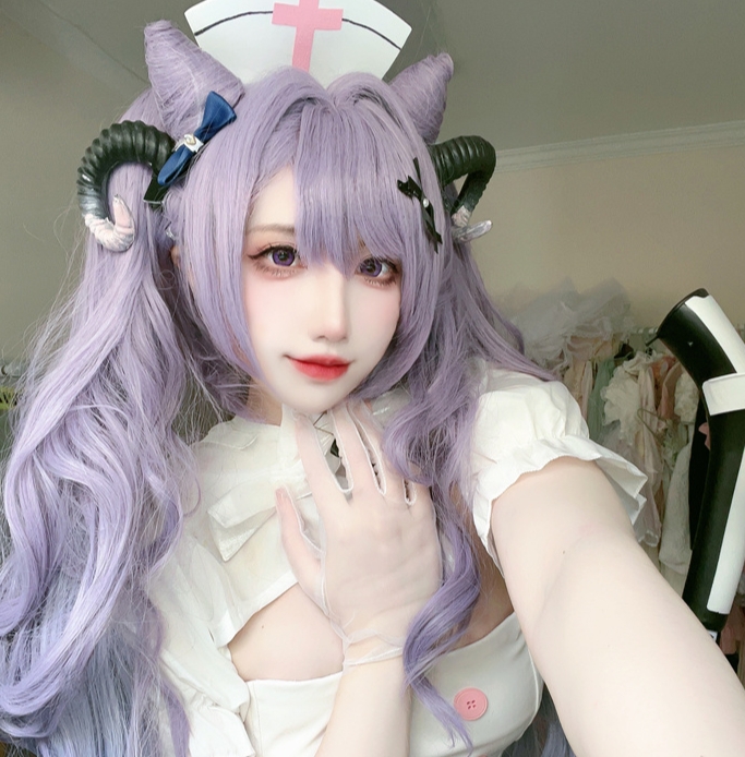 揭秘九曲Jean线下场照,揭示其真实身份:一位女性COS博主的成长与未来