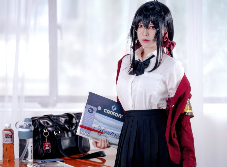 Coser半半子结婚是真的吗？婚后生活与COS事业的坚持插图