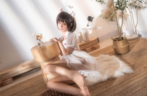 蠢沫沫NO.059《透明护士》:甜美与性感的交织插图4 蠢沫沫NO.059《透明护士》:甜美与性感的交织插图4