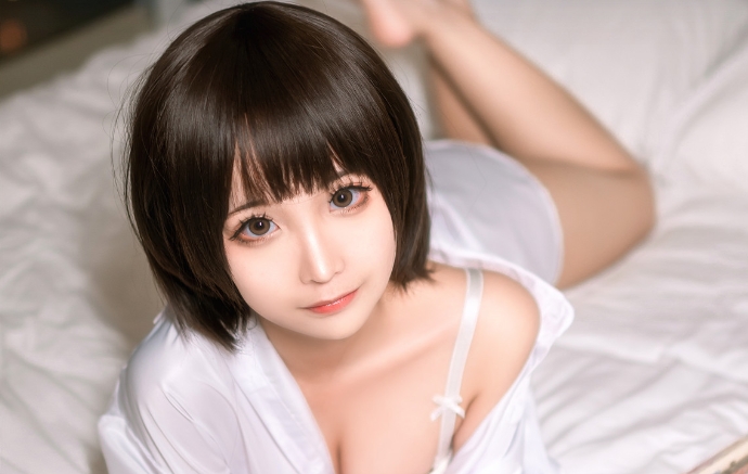 蠢沫沫NO.063《白衬衫》:简约之美与性感的完美融合插图3 蠢沫沫NO.063《白衬衫》:简约之美与性感的完美融合插图3