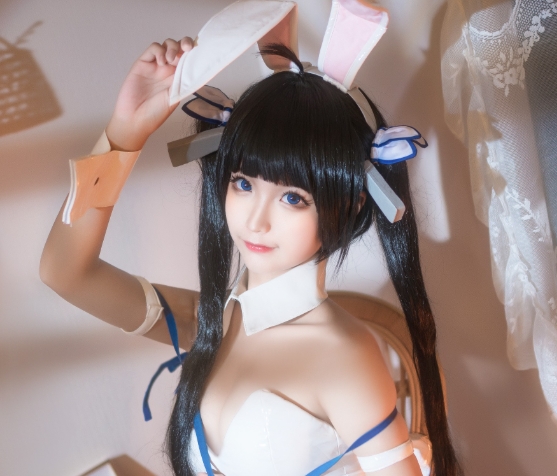 蠢沫沫NO.081《赫斯提亚兔女郎》：一个精致又俏皮的化身插图2