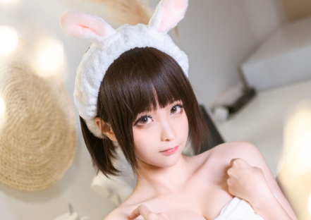 蠢沫沫《蝴蝶结内衣》：打造纯真与诱惑的完美平衡插图2