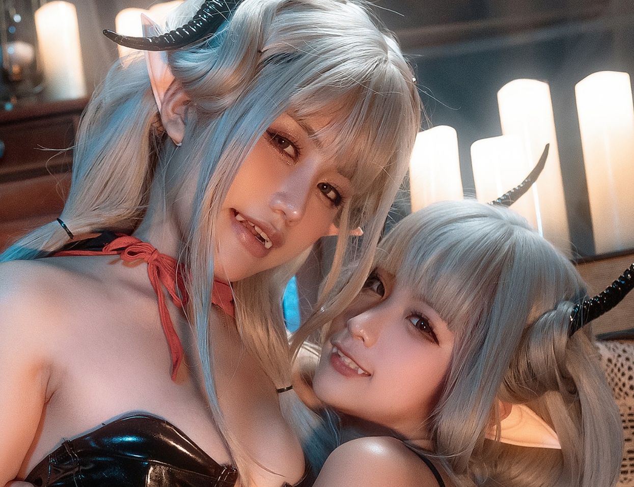 蠢沫沫与一笑芳香沁的“双子吸血鬼”绝美Cosplay作品,绝对让你心动不已!插图4 蠢沫沫与一笑芳香沁的“双子吸血鬼”绝美Cosplay作品,绝对让你心动不已!插图4