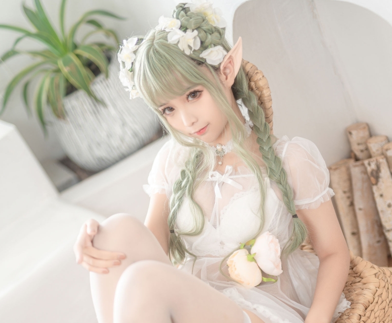 蠢沫沫《尖耳国度 绿精灵》:走进神秘的精灵世界插图4 蠢沫沫《尖耳国度 绿精灵》:走进神秘的精灵世界插图4