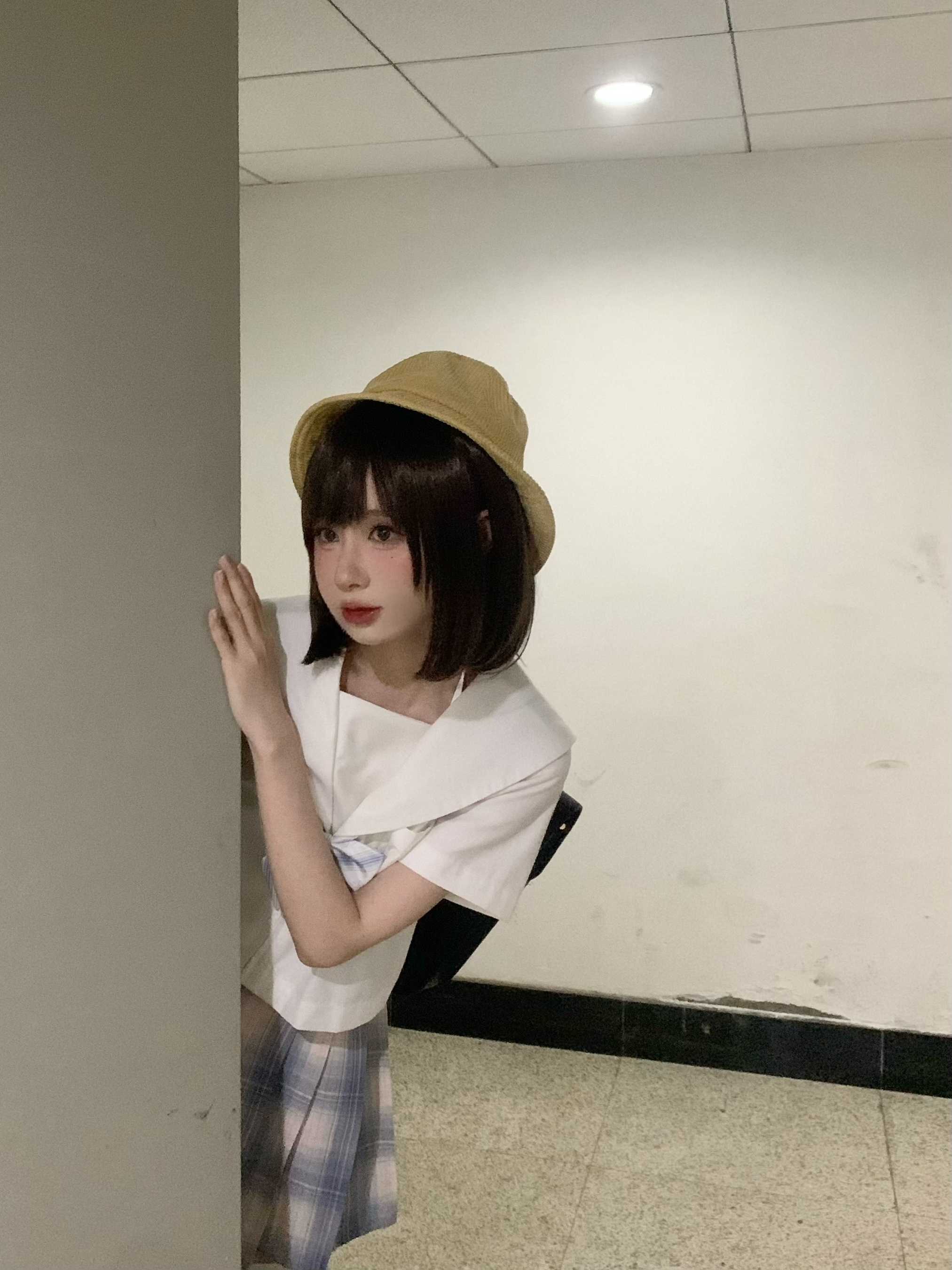 西园寺南歌《主人的任务》:带点调皮感的日常系写真作品插图 西园寺南歌《主人的任务》:带点调皮感的日常系写真作品插图